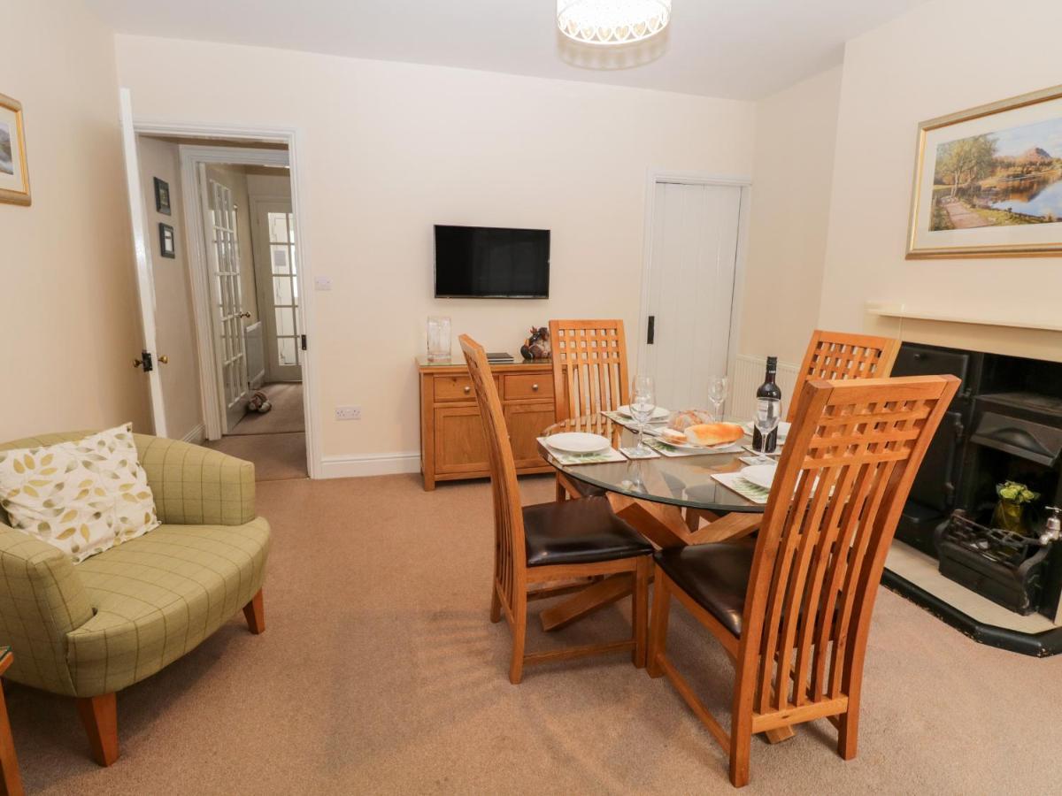 Raglan Cottage Bowness-on-Windermere Extérieur photo